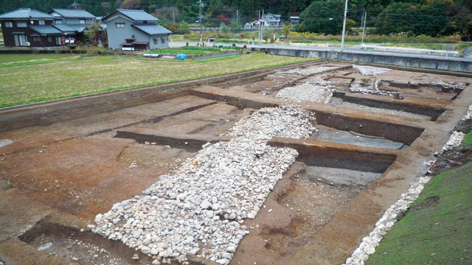 「一乗の入江」の石敷遺構